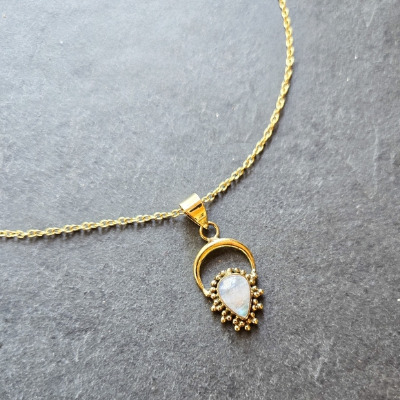 NWT Baizaar Moonstone Aura Necklace - Picture 5 of 5